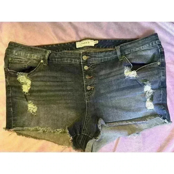 Torrid Shorts Women 24 Blue Cotton Stretch Denim Distressed Button Fly Cut Off - Picture 6 of 6